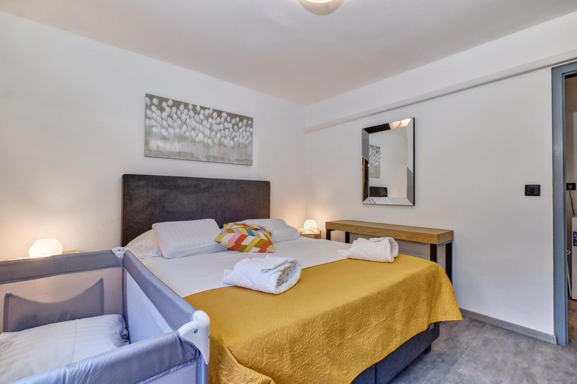 Providenca Accommodation Мали-Лошинь Экстерьер фото